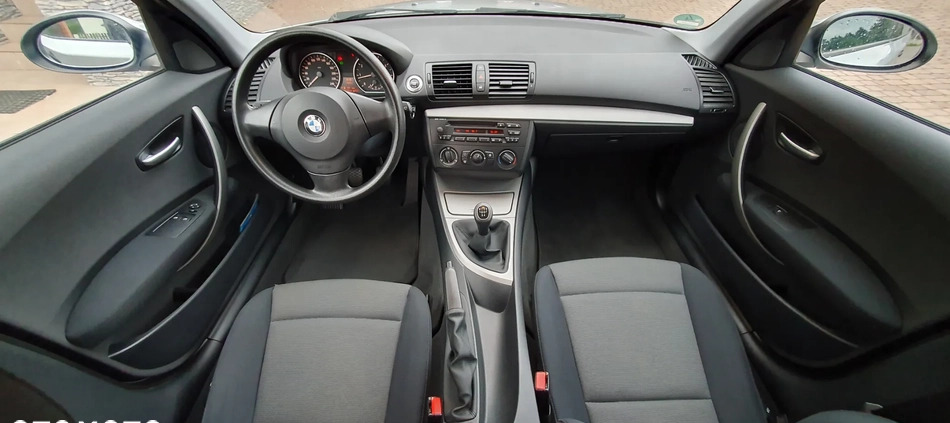 BMW Seria 1 cena 19000 przebieg: 127600, rok produkcji 2005 z Wolbrom małe 106